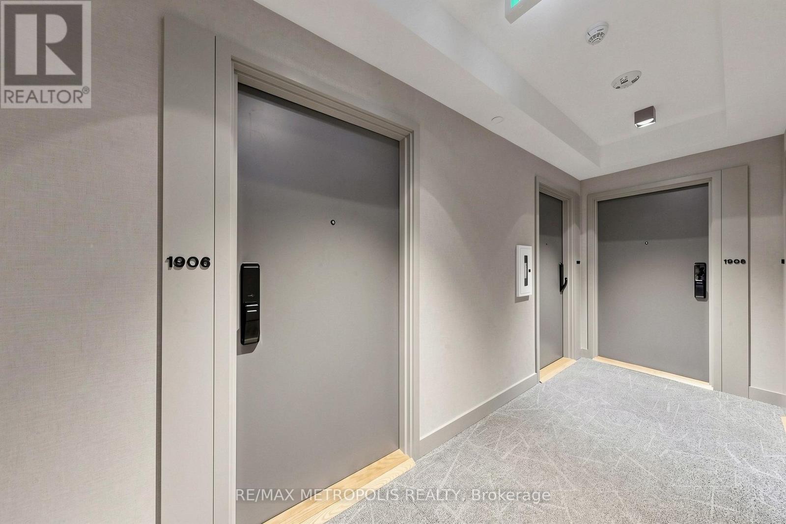 1906 - 335 Wheat Boom Drive, Oakville, Ontario  L6H 7Y1 - Photo 36 - W13237218
