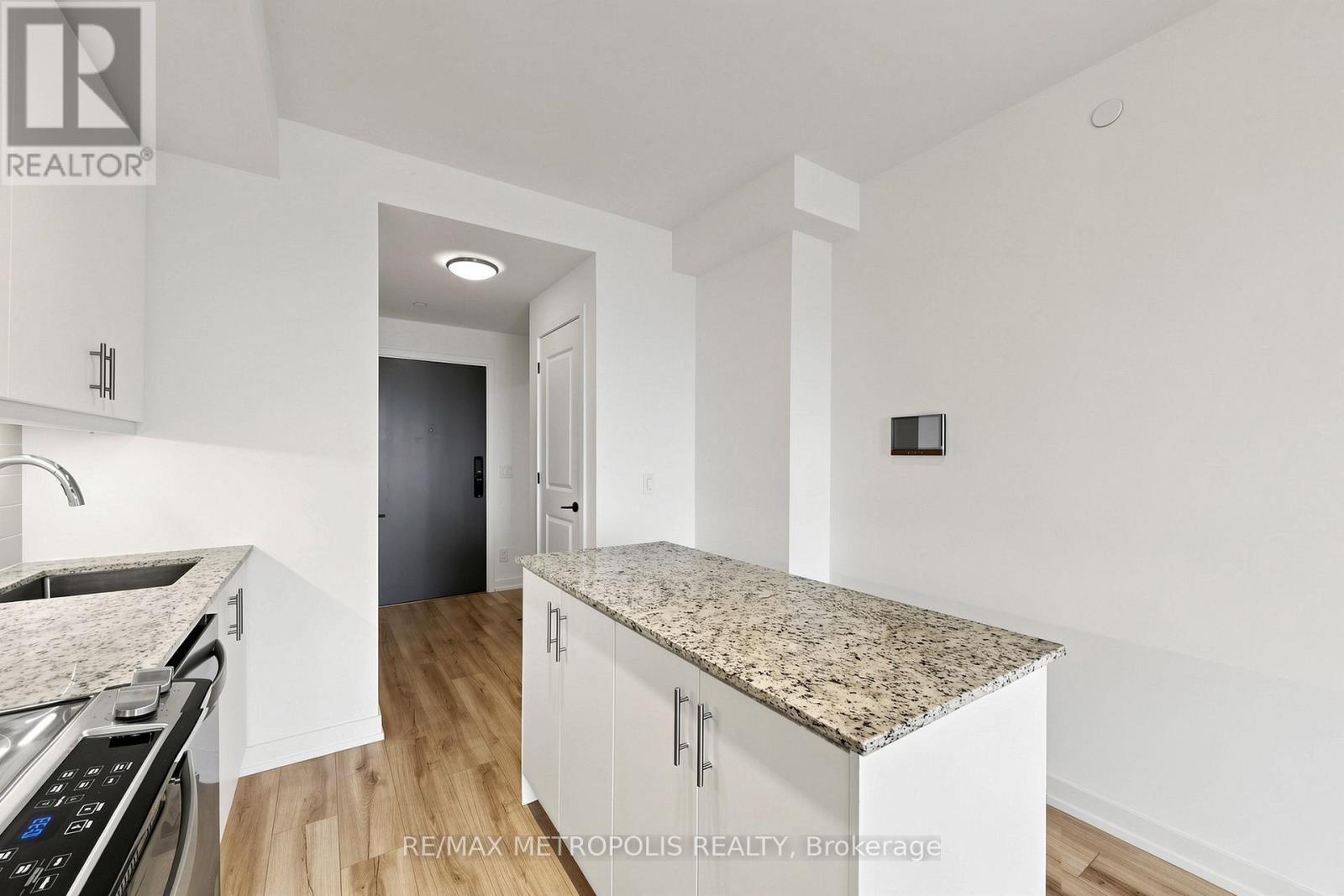 1906 - 335 Wheat Boom Drive, Oakville, Ontario  L6H 7Y1 - Photo 16 - W13434906