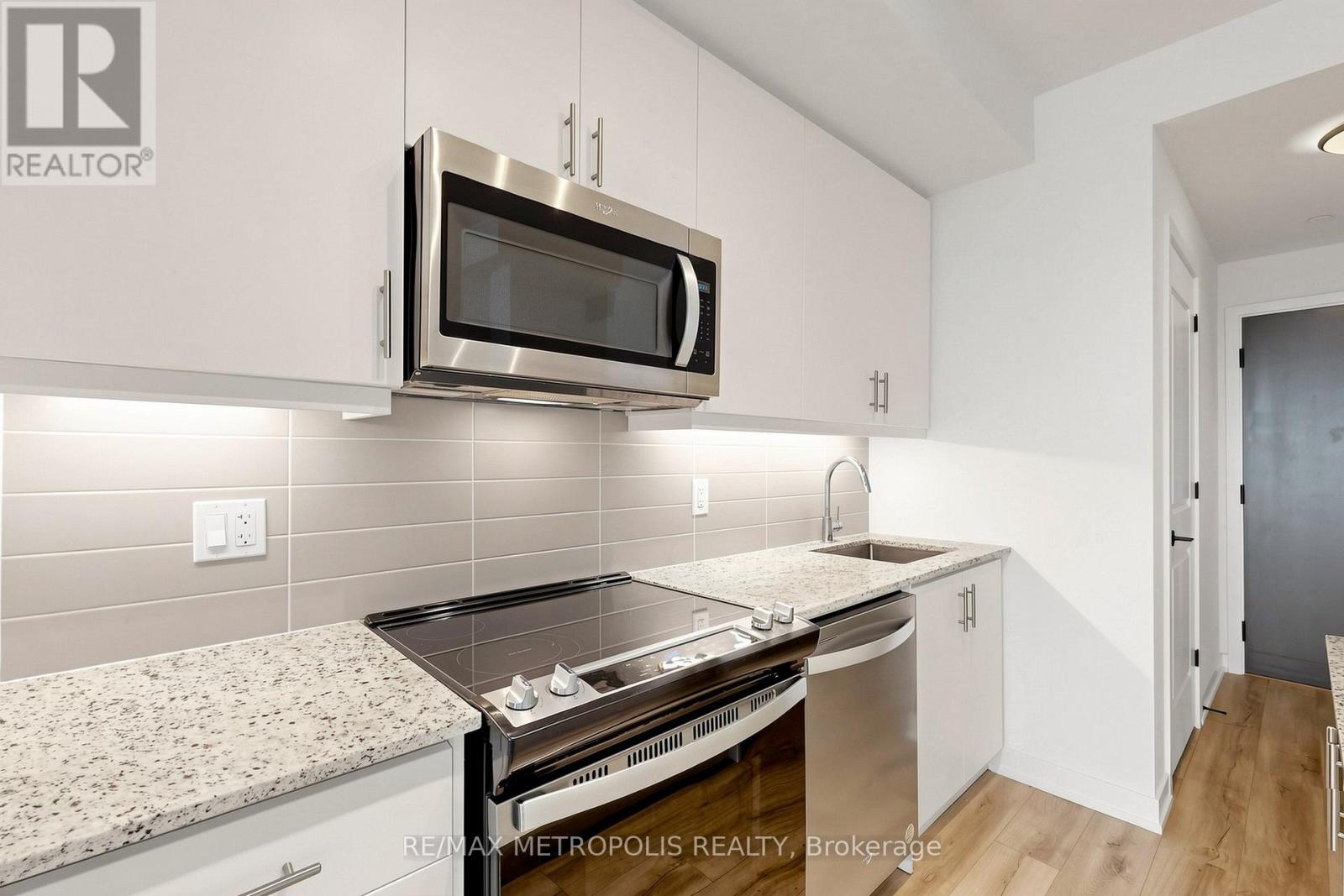 1906 - 335 Wheat Boom Drive, Oakville, Ontario  L6H 7Y1 - Photo 19 - W13434906