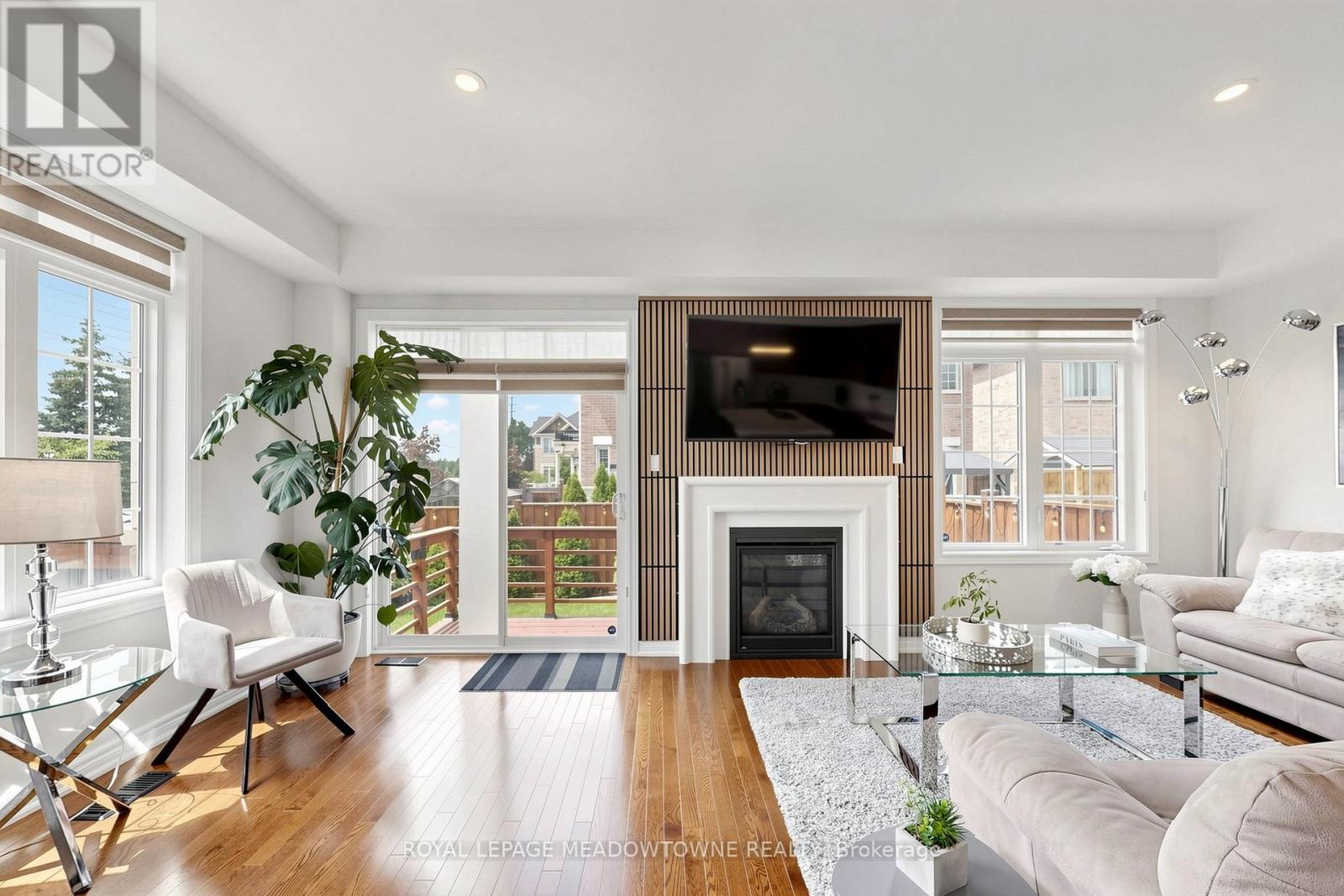 3892 Arvona Place, Mississauga, Ontario  L5M 0Y5 - Photo 5 - W13440032