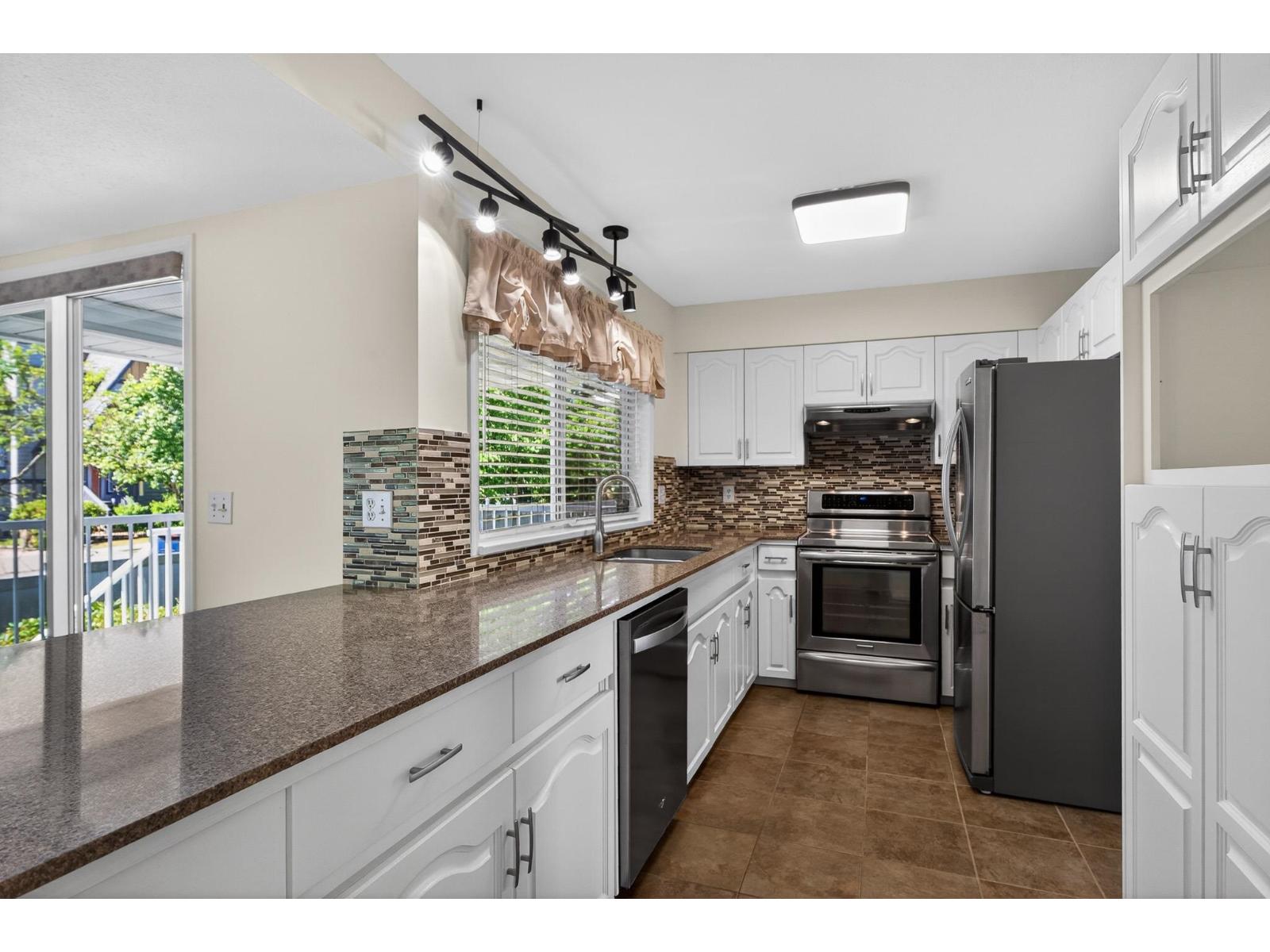 6 16363 85 Avenue, Surrey, British Columbia  V4N 3K1 - Photo 11 - R3135751