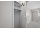 1045 Sutherland Avenue Unit# 206, Kelowna, BC V1Y 5Y1