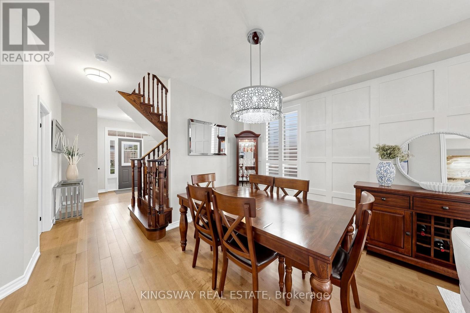 20 Chiswick Avenue, Whitby, Ontario  L1M 0E1 - Photo 6 - E13420364