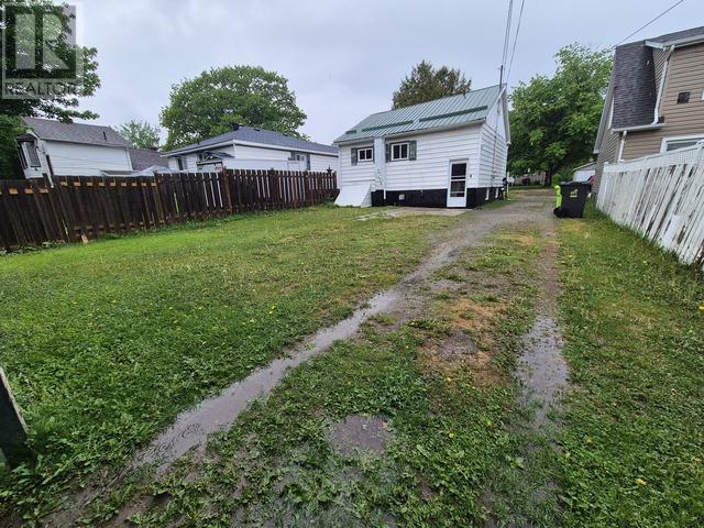 223 Tilley Rd, Sault Ste. Marie, Ontario  P6B 3Z3 - Photo 33 - SM261394