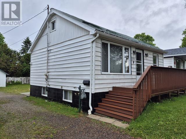 223 Tilley Rd, Sault Ste. Marie, Ontario  P6B 3Z3 - Photo 3 - SM261394
