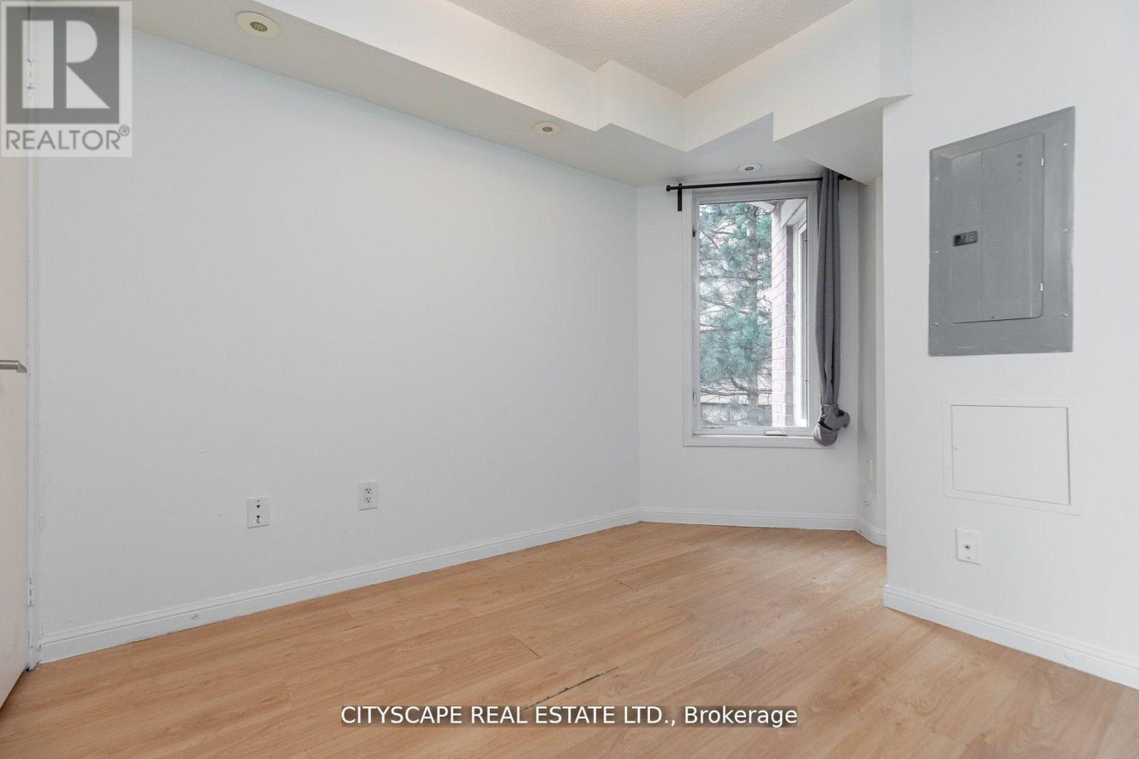 1704 - 80 Joe Shuster Way, Toronto, Ontario  M5G 2M4 - Photo 10 - W13446868