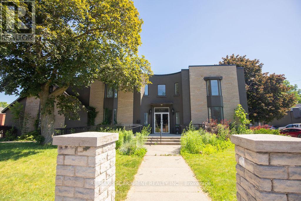 1309 King Street E, Hamilton, Ontario L8M 1H2 - Photo 11 - X13446830