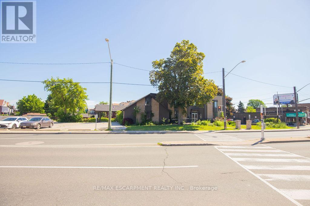 1309 King Street E, Hamilton, Ontario L8M 1H2 - Photo 39 - X13446830