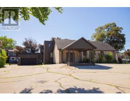 1309 KING STREET E, Hamilton, Ontario
