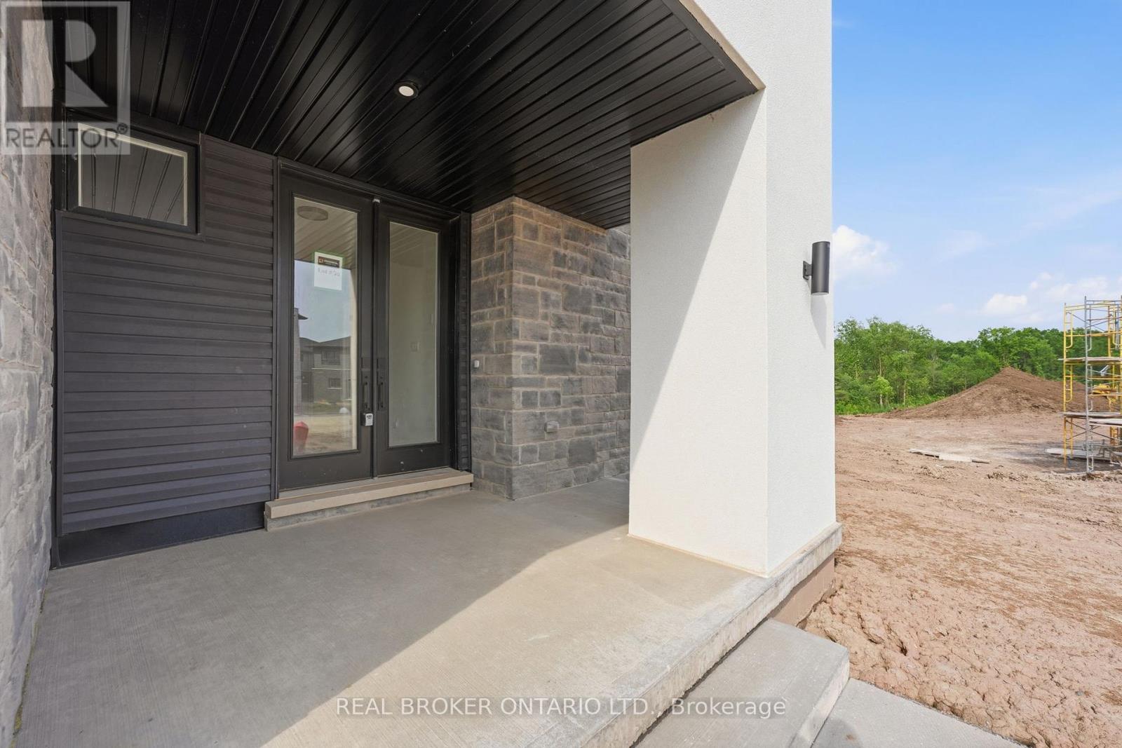 6309 Jewel Common, Niagara Falls, Ontario  L2G 7L5 - Photo 3 - X13446904