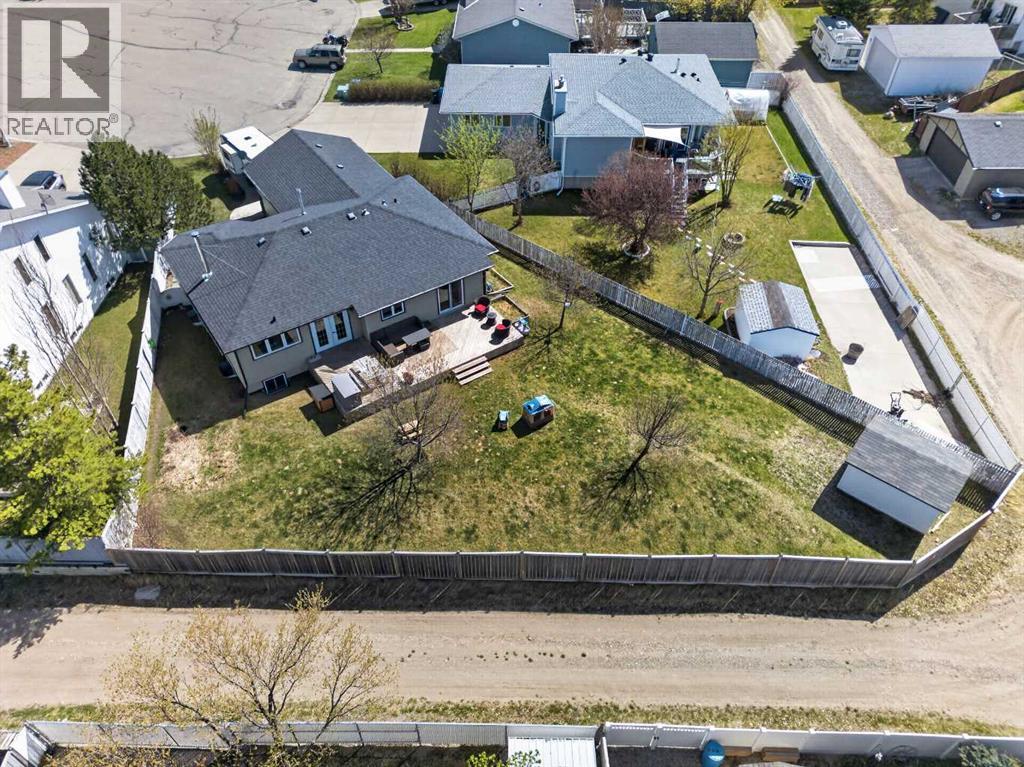 1012 2 Street NE, Sundre, Alberta  T0M 1X0 - Photo 48 - A2312517