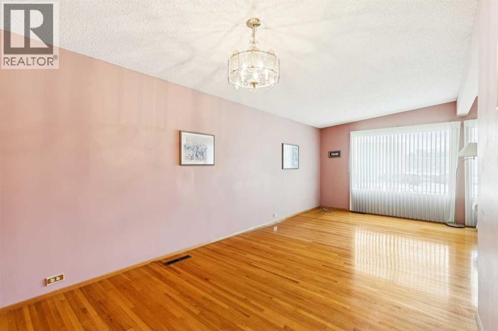 4312 40 Street NW, Calgary, Alberta  T3A 0H6 - Photo 11 - A2319736