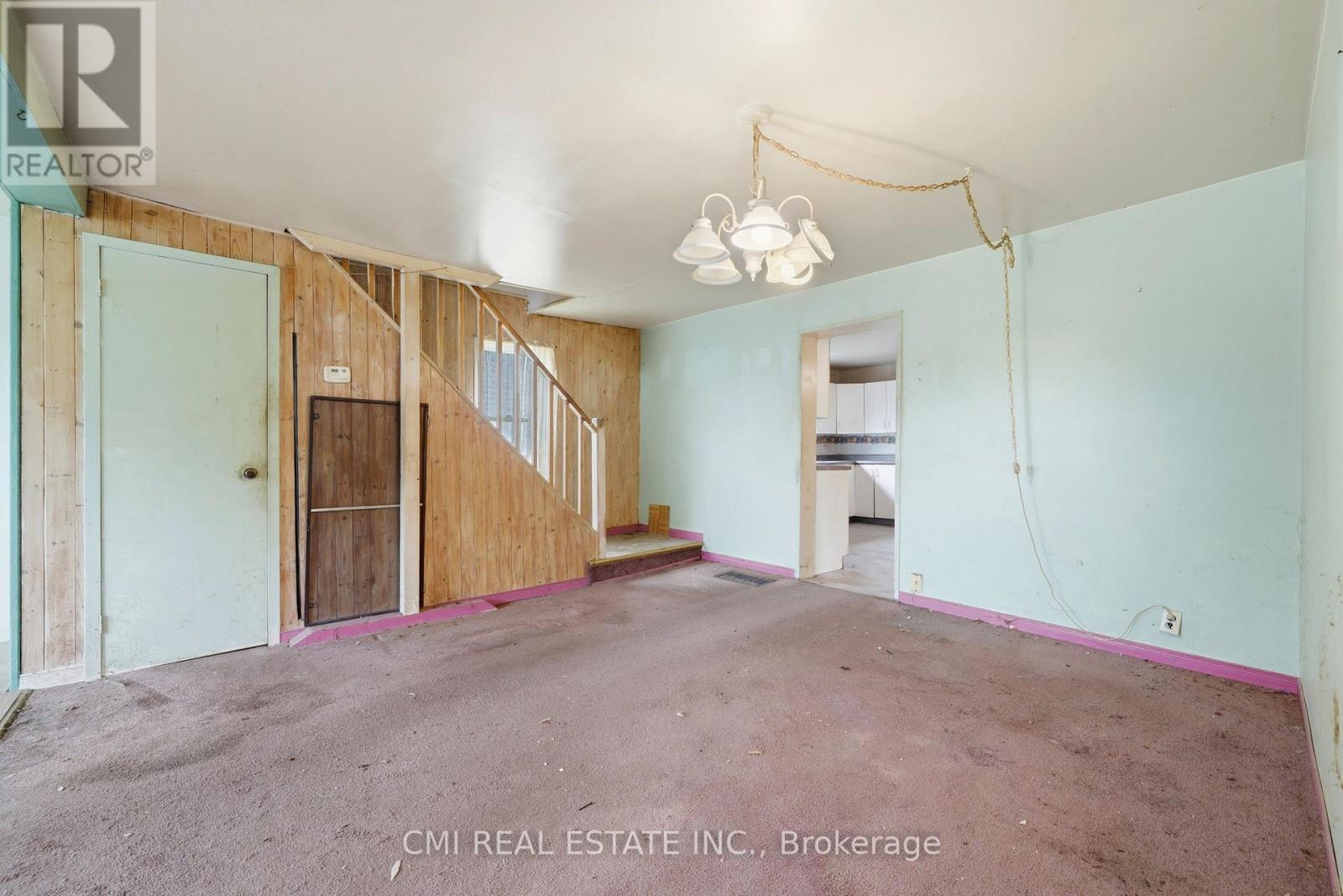 117 Fox Street, Penetanguishene, Ontario  L9M 1E2 - Photo 9 - S12772614