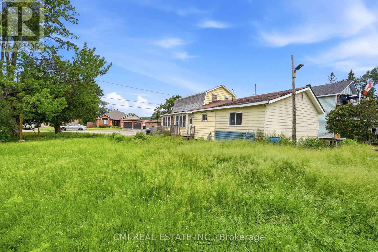 117 Fox Street, Penetanguishene, Ontario  L9M 1E2 - Photo 6 - S12772614