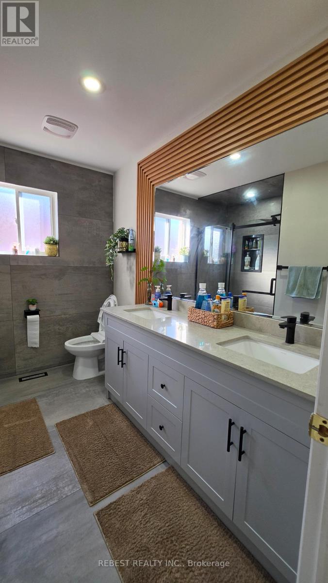 128 Starhill Crescent, Brampton, Ontario L6R 2P9 - Photo 26 - W13428094
