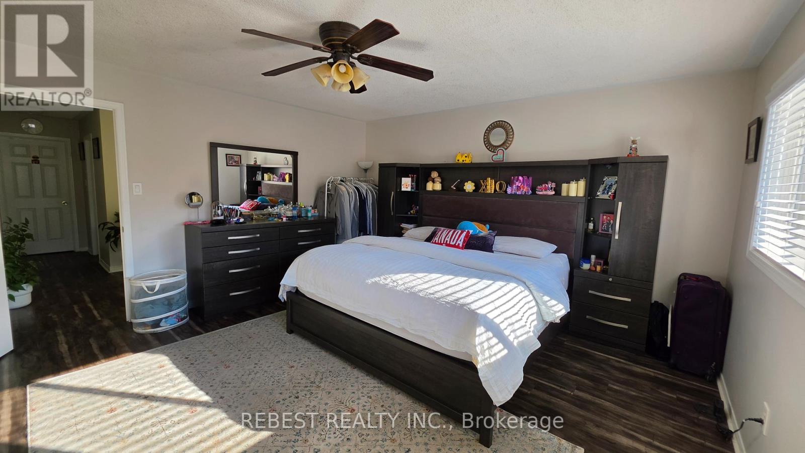 128 Starhill Crescent, Brampton, Ontario L6R 2P9 - Photo 16 - W13428094