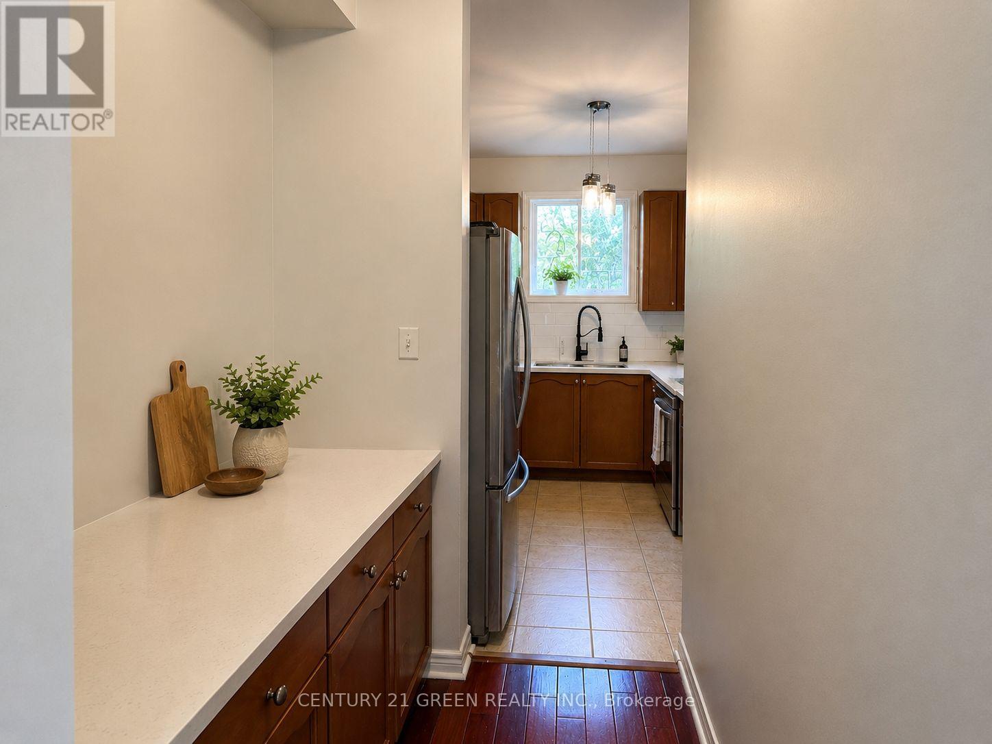 20 Outlook Avenue, Brampton, Ontario  L6Y 5N9 - Photo 7 - W13445406