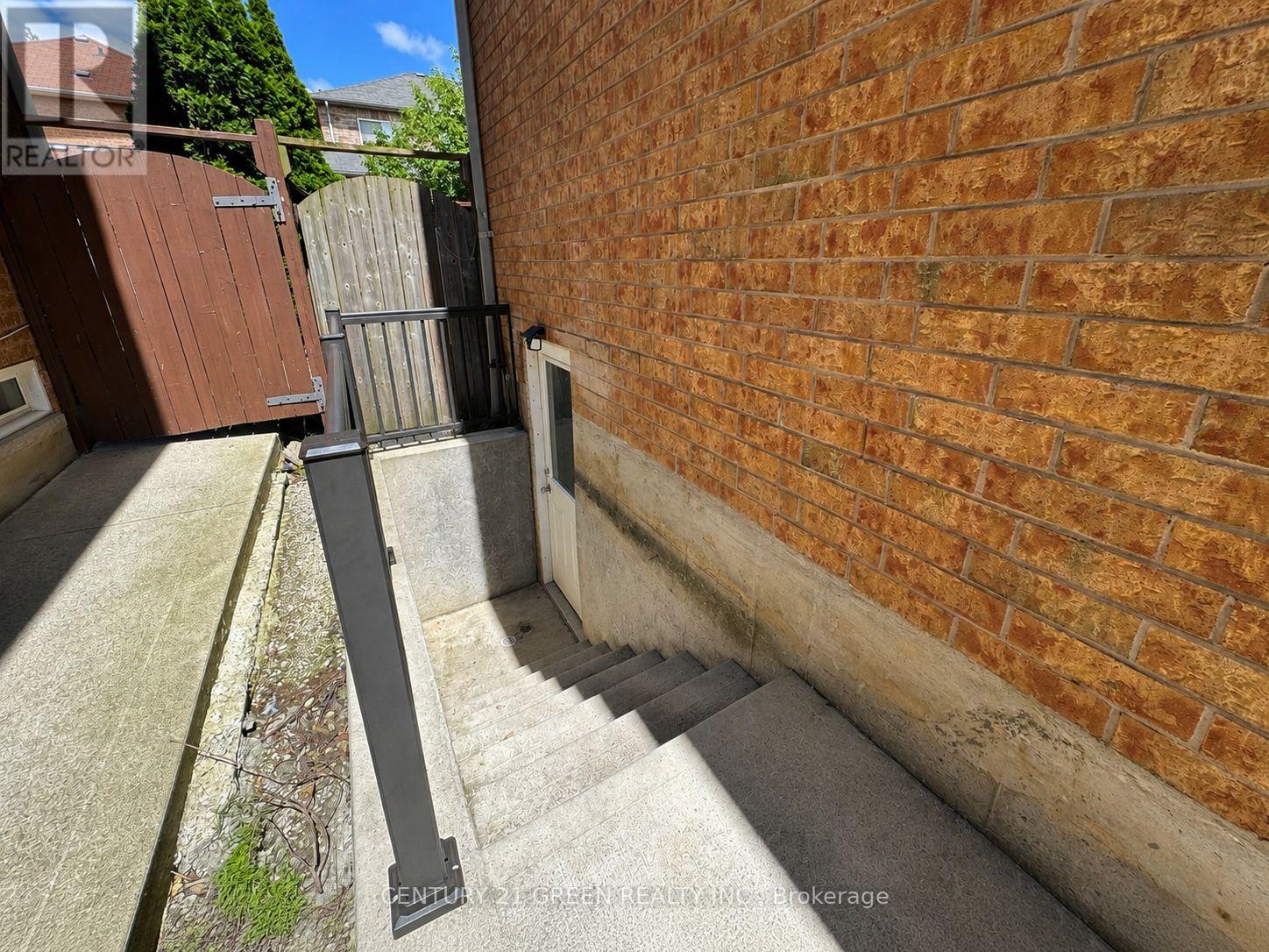 20 Outlook Avenue, Brampton, Ontario  L6Y 5N9 - Photo 21 - W13445406