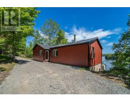 1040 BUCKHORN LANE, Frontenac, Ontario