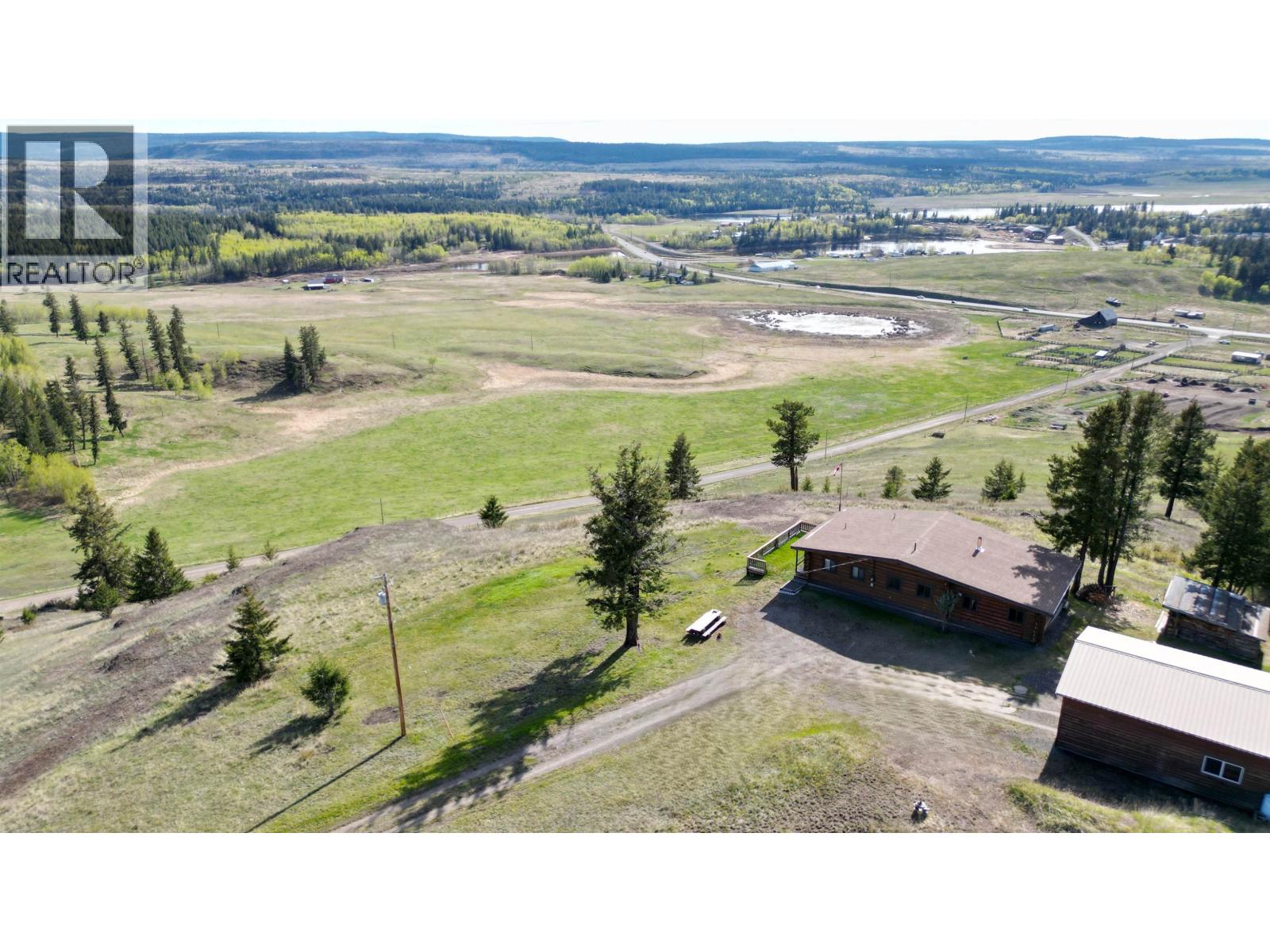 5549 Backvalley Road, 100 Mile House, British Columbia  V0K 2Z0 - Photo 2 - R3135705