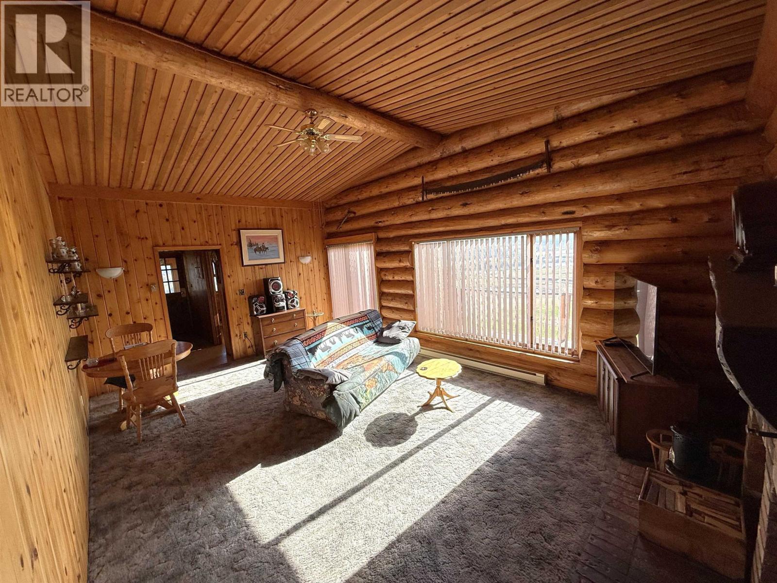 5549 Backvalley Road, 100 Mile House, British Columbia  V0K 2Z0 - Photo 21 - R3135705