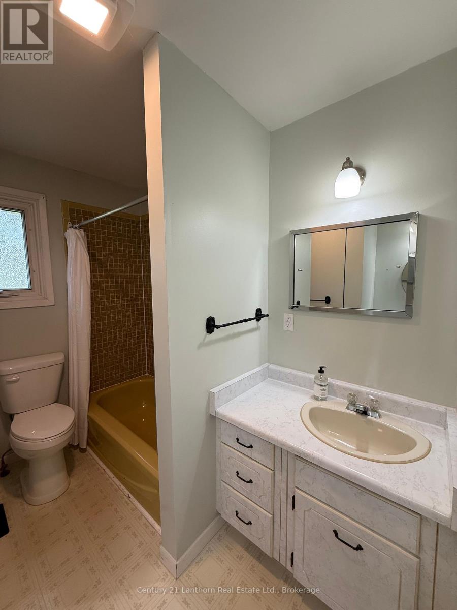 2 Argyle Crescent, Prince Edward County, Ontario  K0K 2T0 - Photo 19 - X13447200