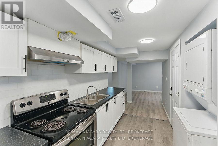 Lower - 290 Scholfield Avenue S, Welland, Ontario  L3B 1N8 - Photo 2 - X13443830