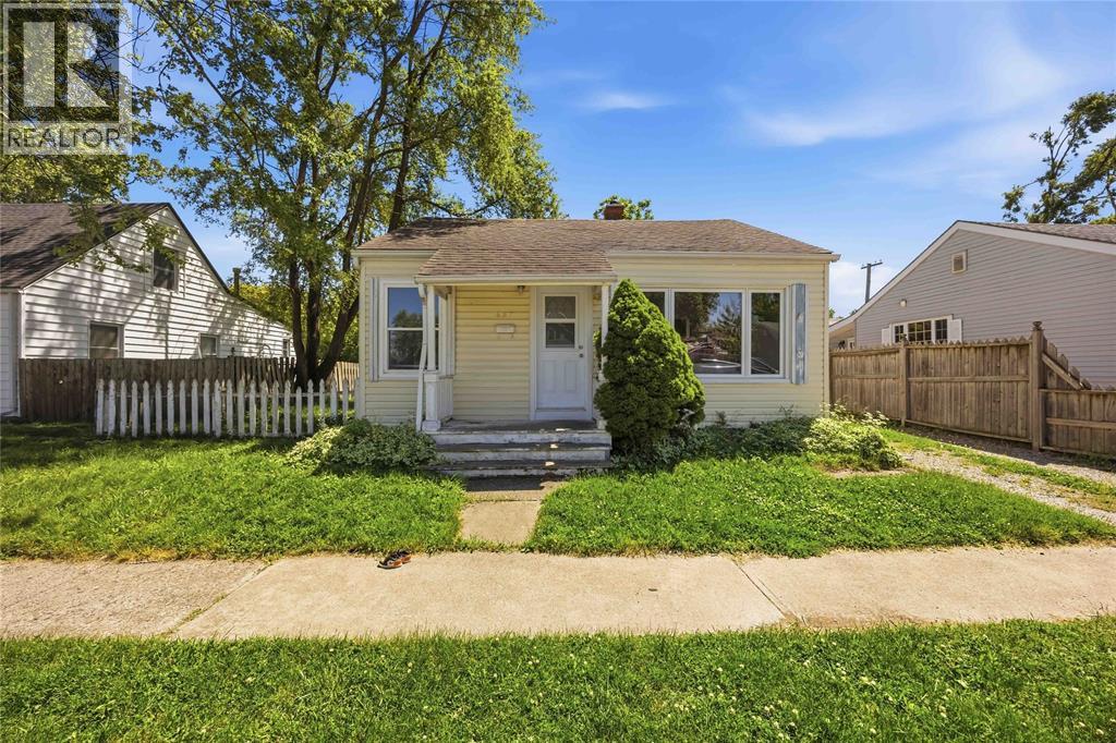 657 Cherry Drive, Sarnia photo 21