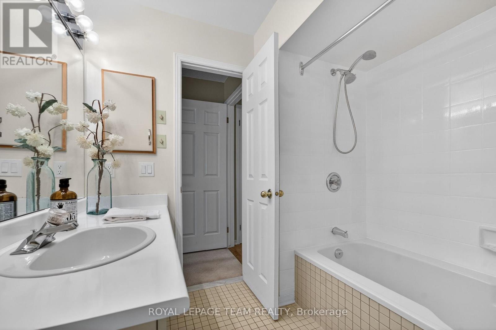 31 - 6 Grand Cedar Court, Ottawa, Ontario  K2S 1C8 - Photo 23 - X13446998