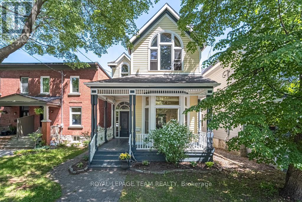 108 STANLEY AVENUE, Ottawa, Ontario