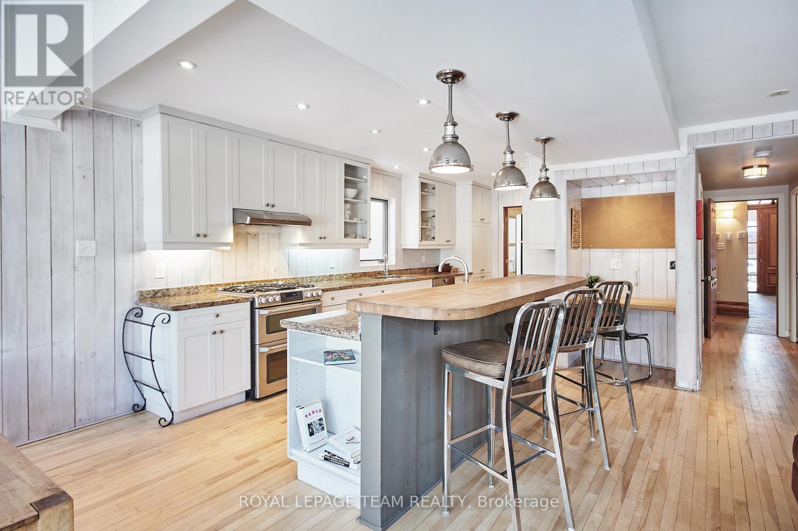 108 Stanley Avenue, Ottawa, Ontario  K1M 1N9 - Photo 10 - X13447096