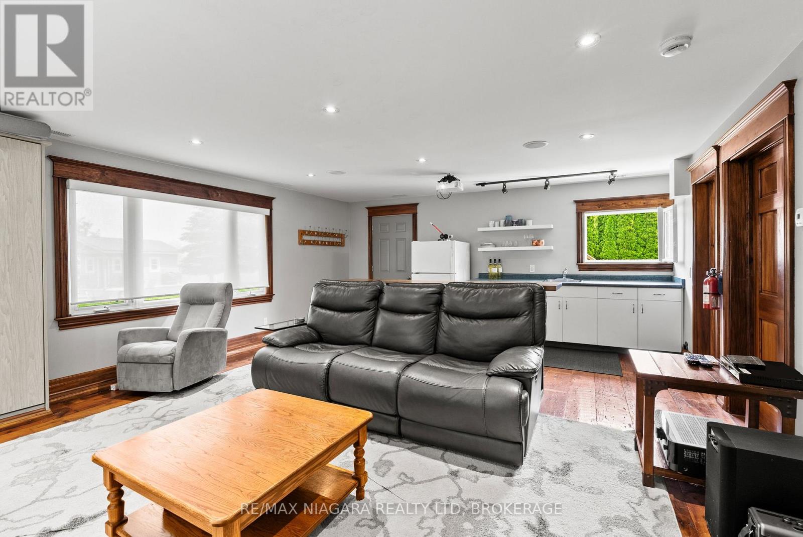 848 East And West Line Road, Niagara-On-The-Lake, Ontario  L0S 1J0 - Photo 37 - X13447050