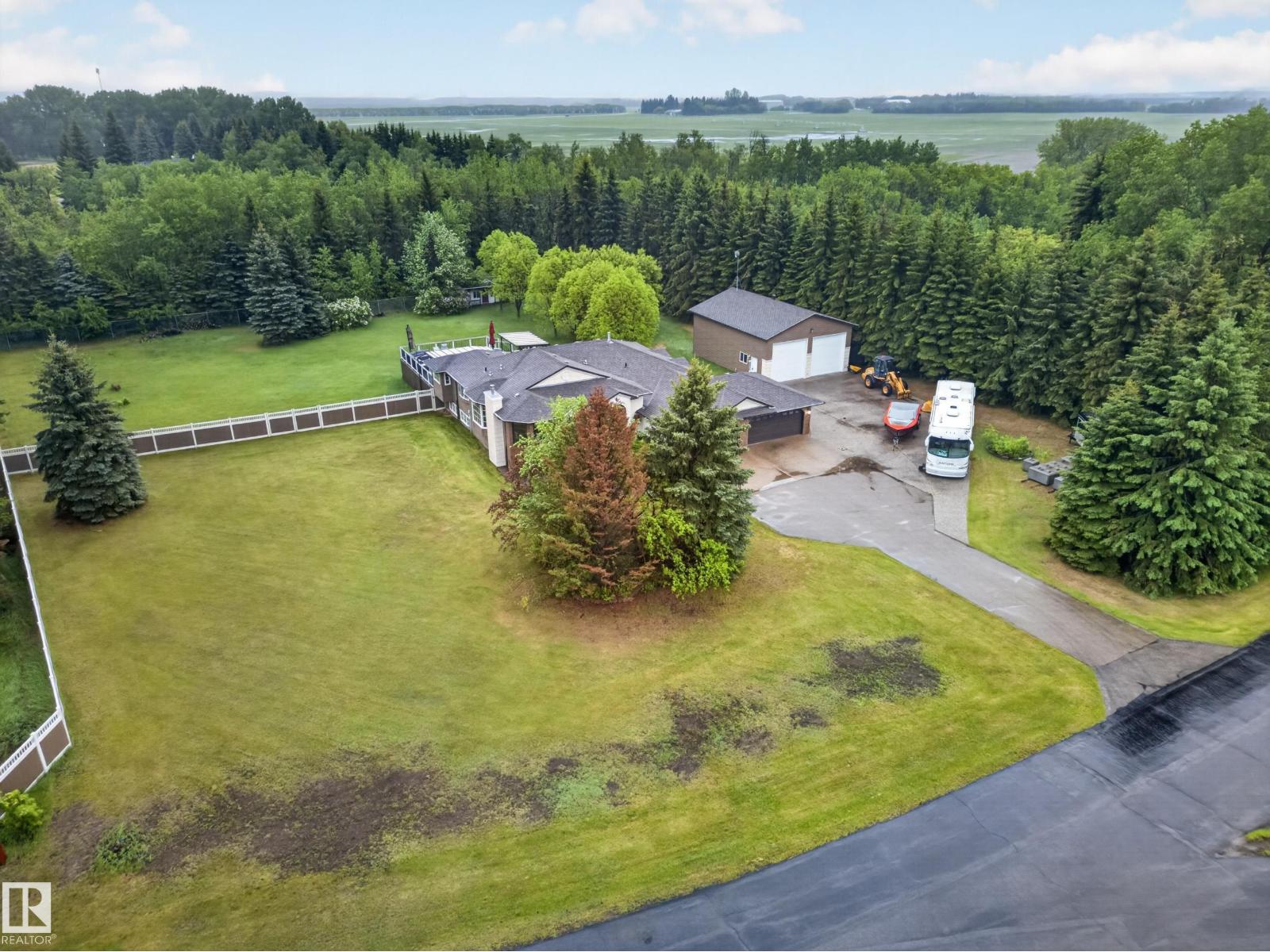 55326 Rge Road 223, Rural Sturgeon County, Alberta  T8L 5B2 - Photo 15 - E4493795
