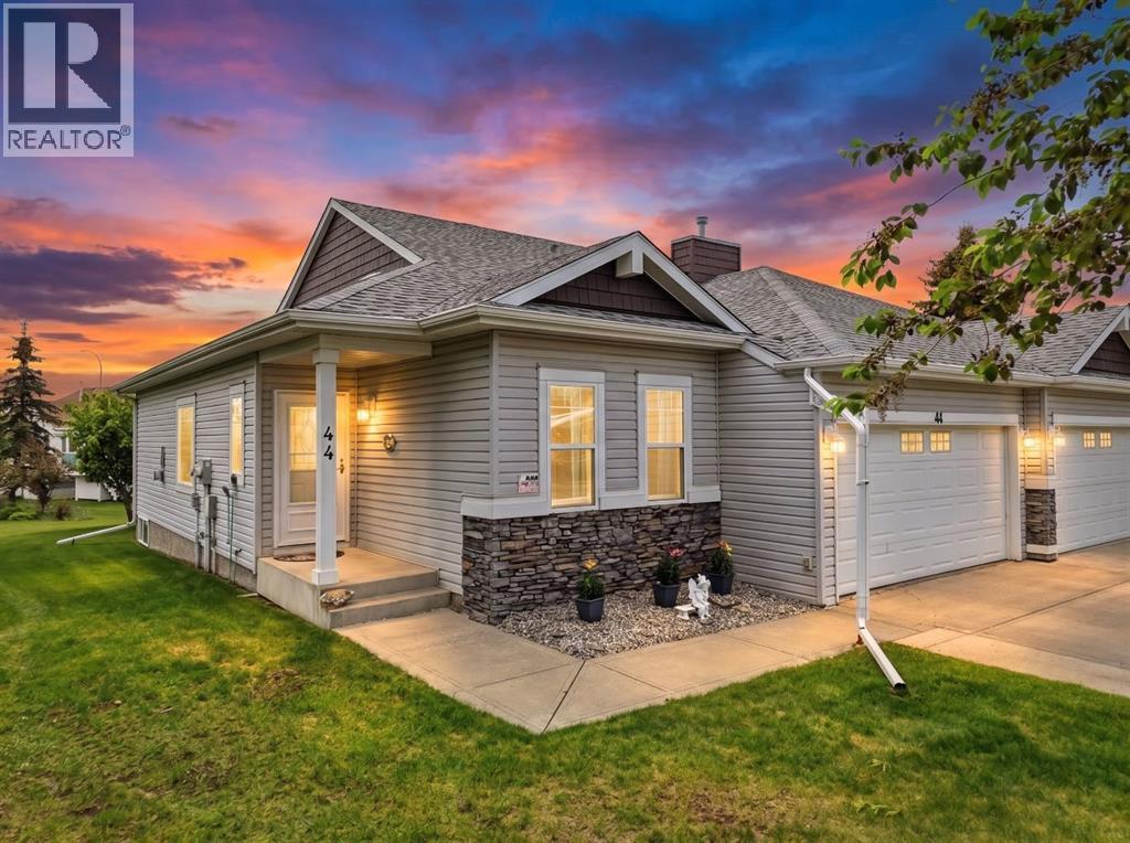 44, Jenkins Drive Drive, red deer, Alberta