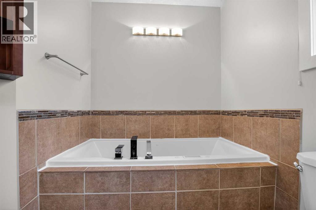 499 Sunmills Drive SE, Calgary, Alberta  T2X 2N8 - Photo 34 - A2317320