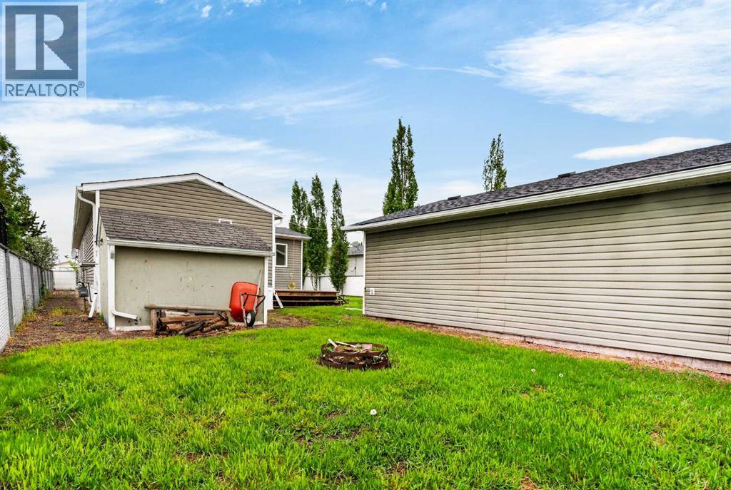 411 5 Street NW, Sundre, Alberta  T0M 1X0 - Photo 36 - A2320231