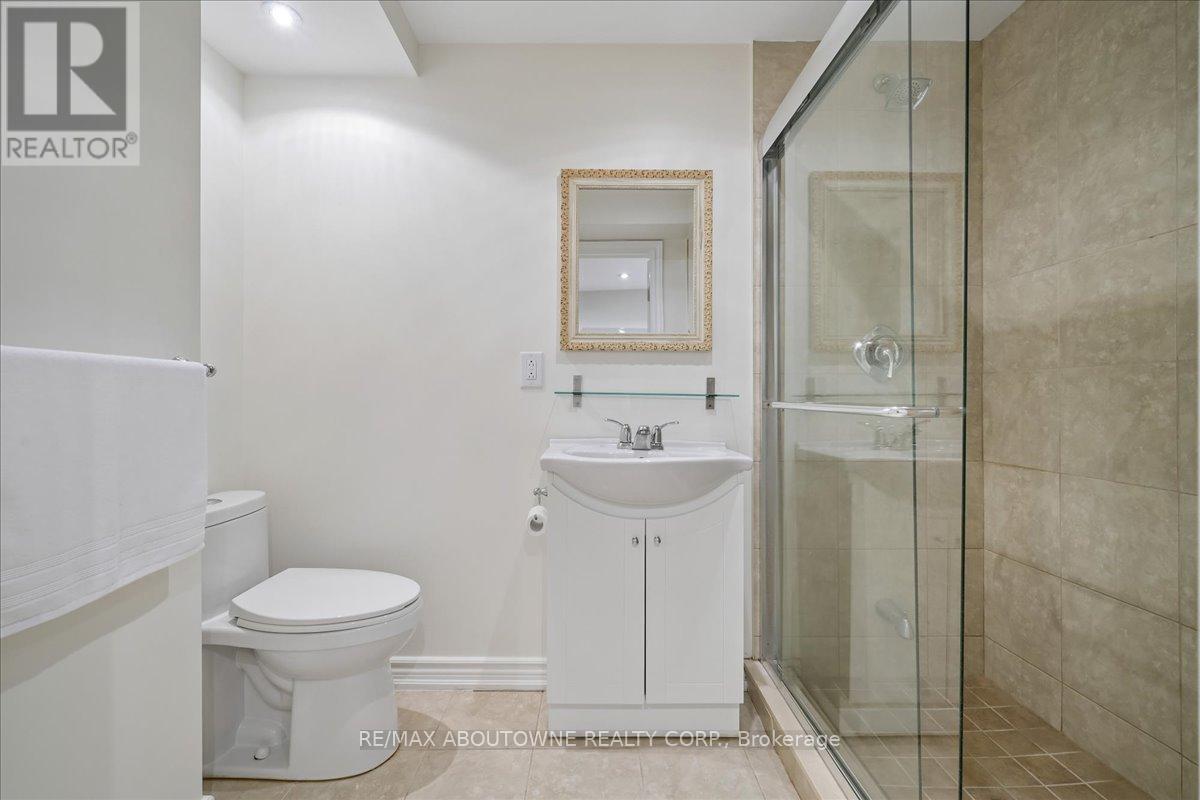 1493 Derby County Crescent, Oakville, Ontario  L6M 4N9 - Photo 34 - W13162050