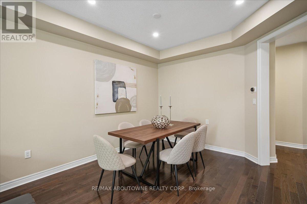 2020 Colonel William Parkway, Oakville, Ontario L6M 0L9 - Photo 8 - W13236724