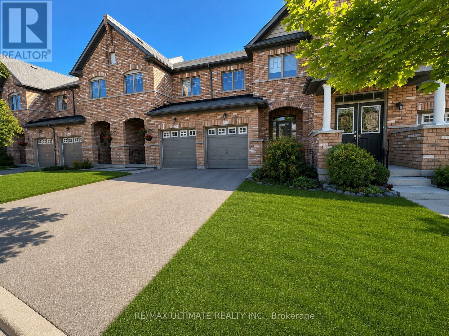 31 DAVENFIELD CIRCLE, Brampton, Ontario