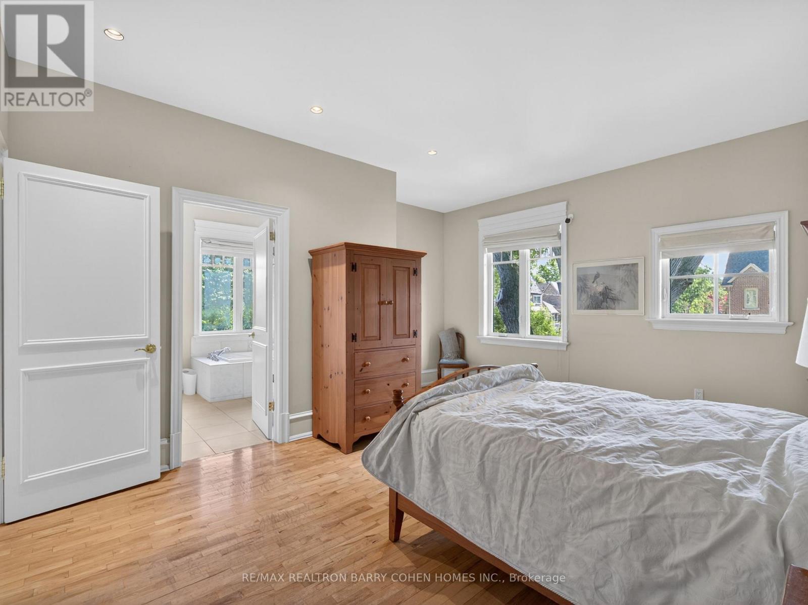 36 Esgore Drive, Toronto, Ontario  M5M 3R4 - Photo 13 - C13447014