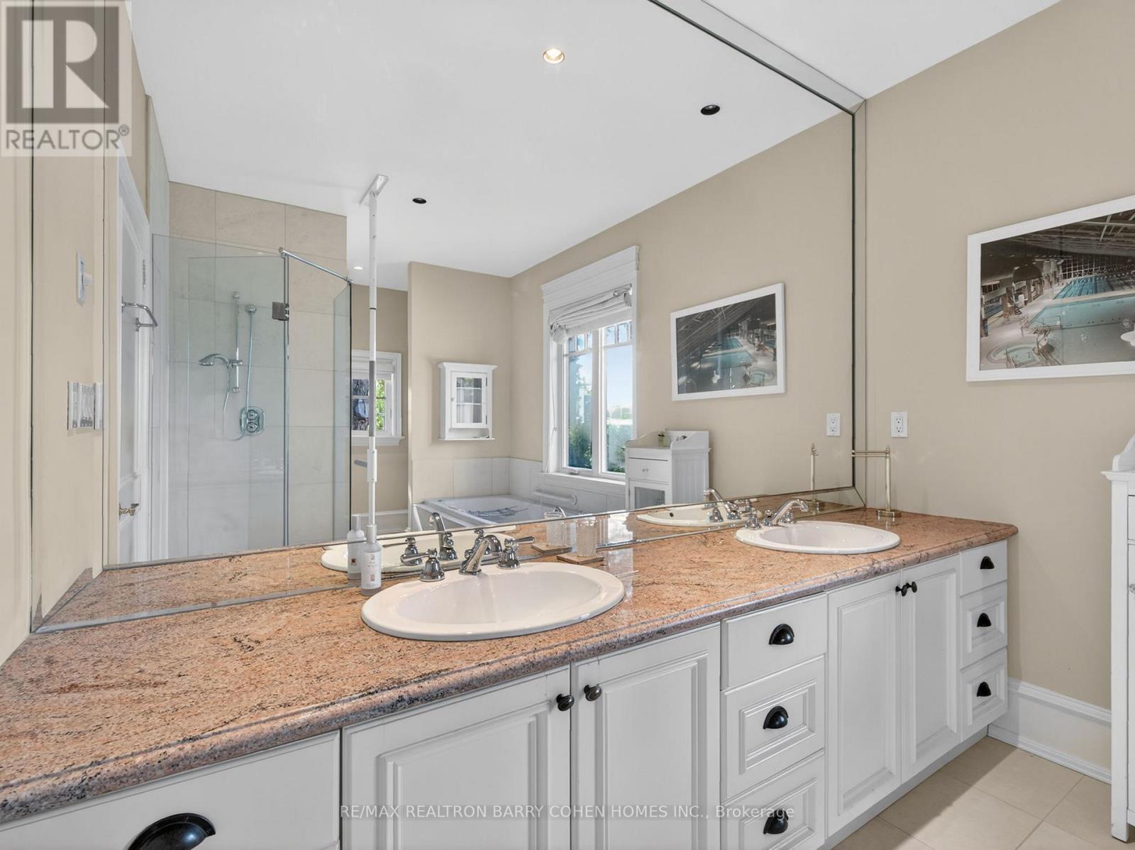 36 Esgore Drive, Toronto, Ontario  M5M 3R4 - Photo 14 - C13447014