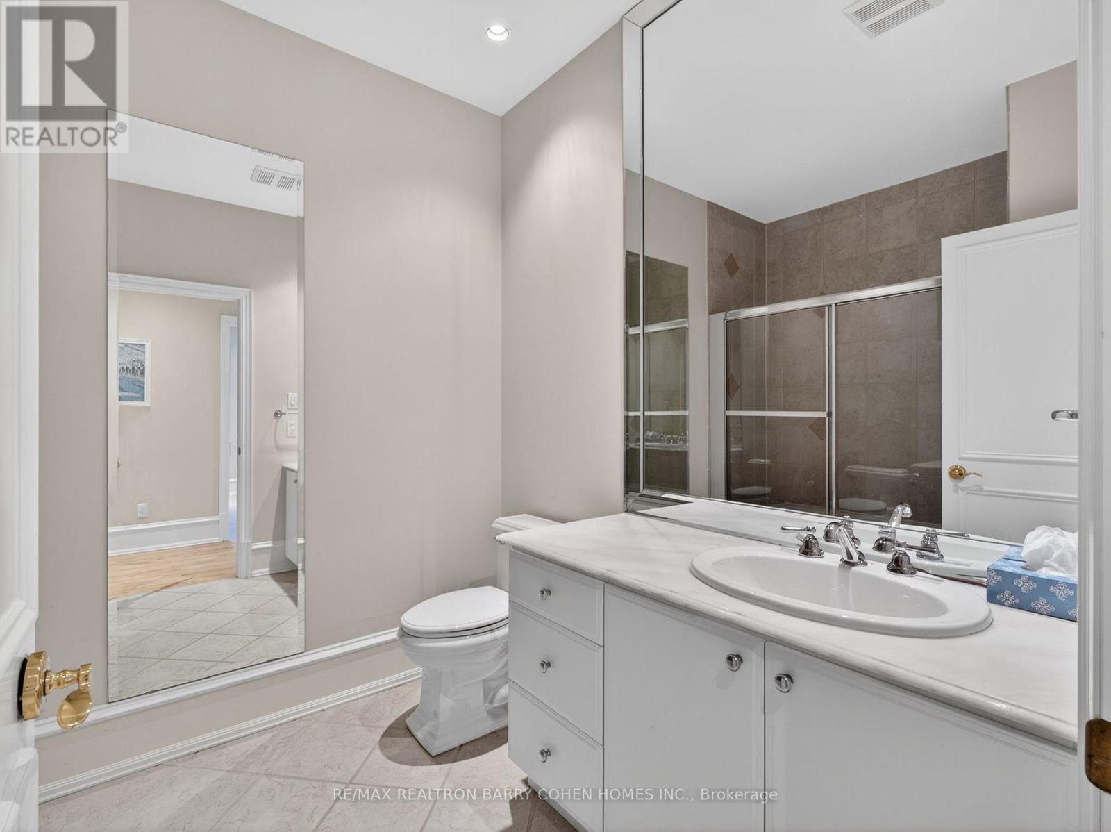 36 Esgore Drive, Toronto, Ontario  M5M 3R4 - Photo 20 - C13447014