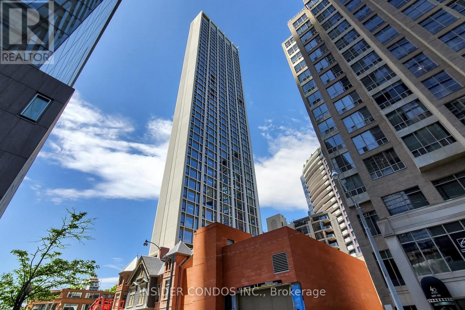 1703 - 1315 BAY STREET, Toronto, Ontario