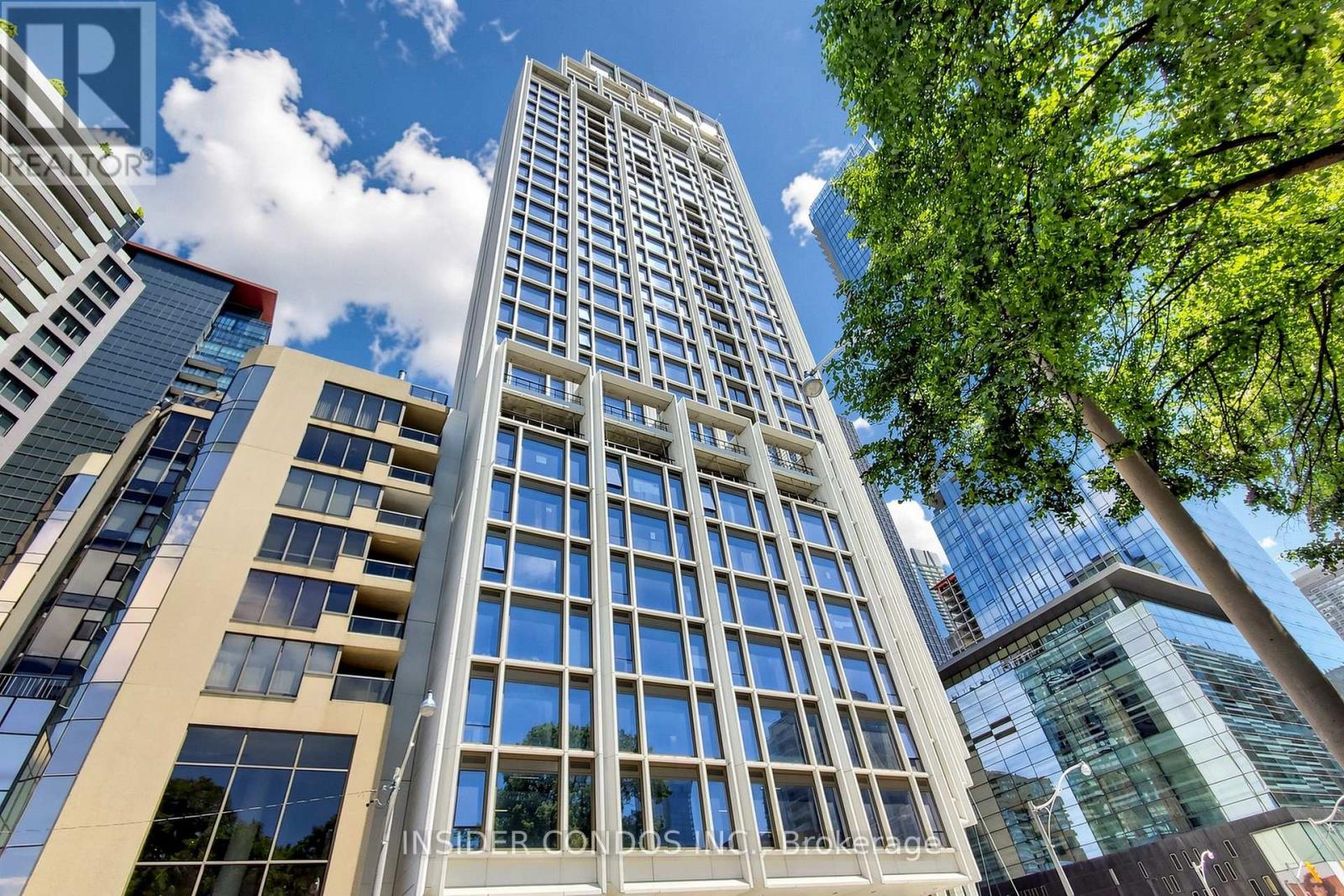 1703 - 1315 Bay Street, Toronto, Ontario  M5R 2C4 - Photo 2 - C13447226