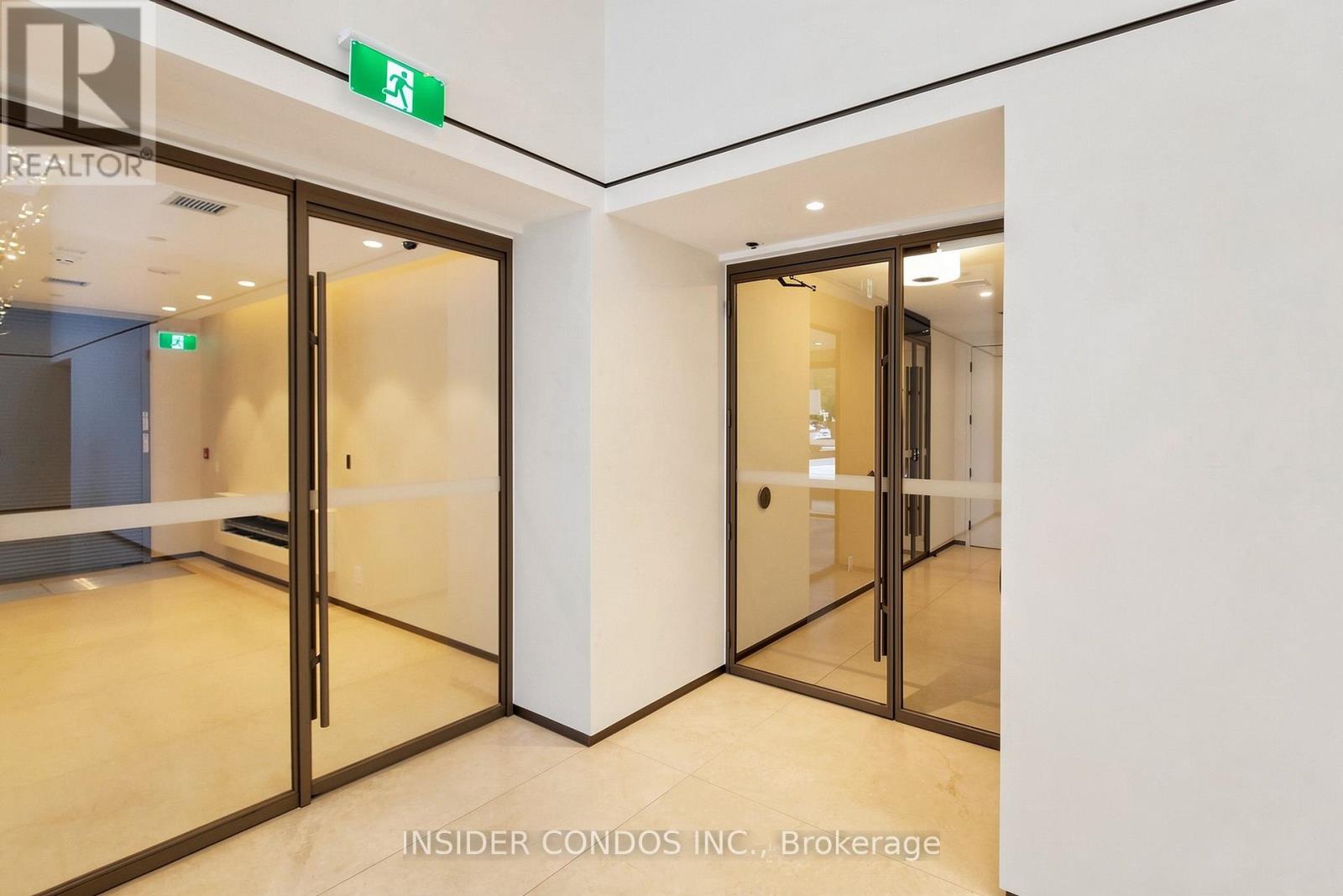 1703 - 1315 Bay Street, Toronto, Ontario  M5R 2C4 - Photo 4 - C13447226