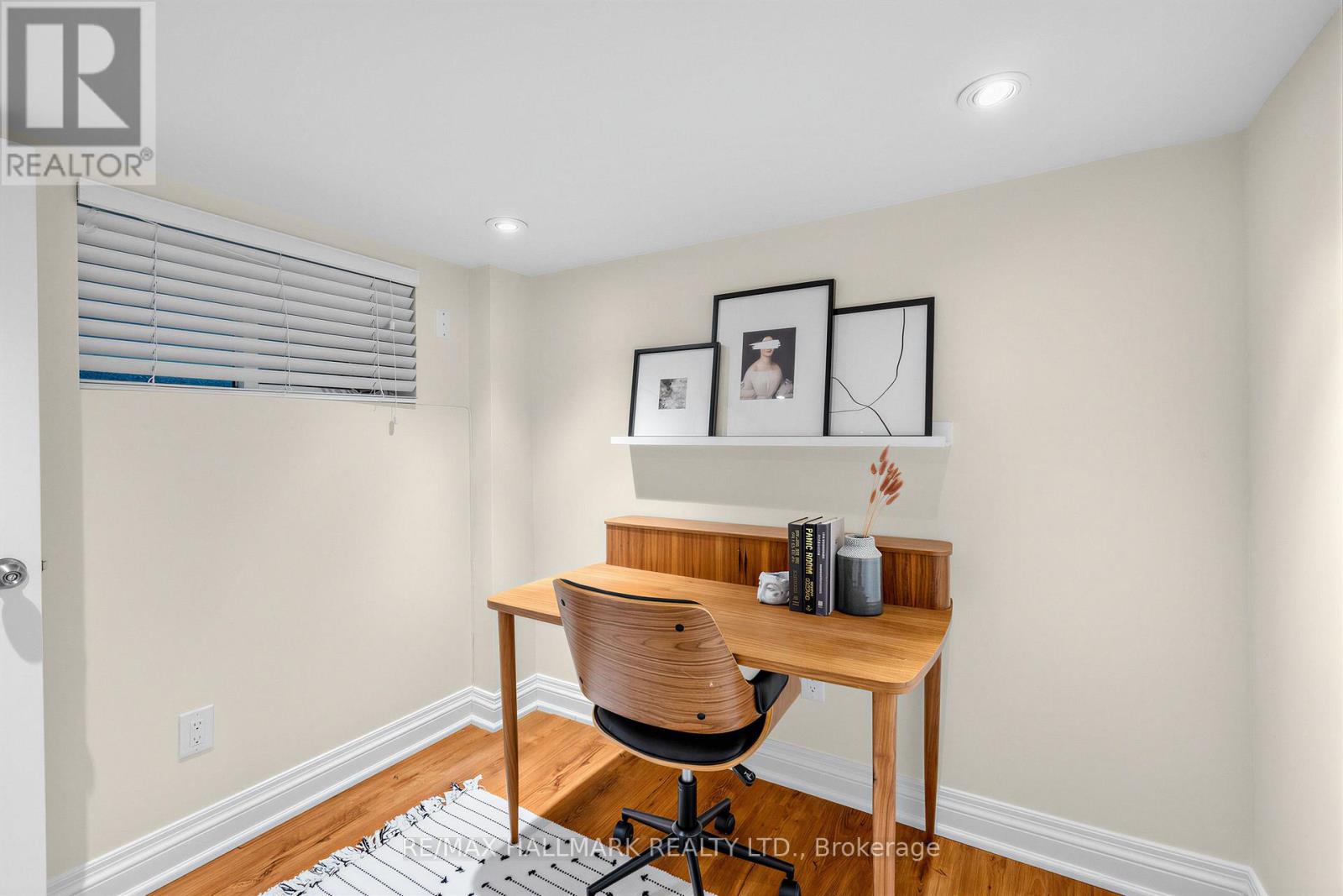 1292 Woodbine Avenue, Toronto, Ontario  M4C 4E7 - Photo 20 - E13447052