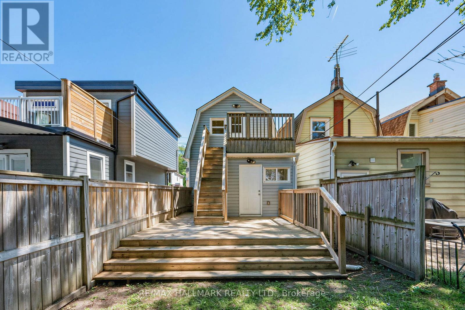 1292 Woodbine Avenue, Toronto, Ontario  M4C 4E7 - Photo 34 - E13447052