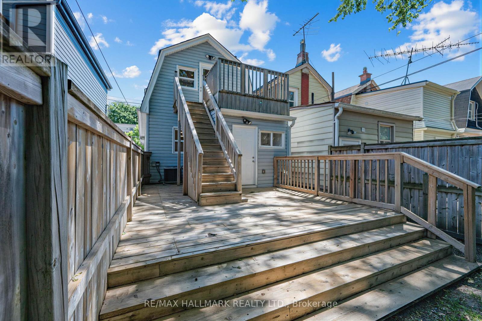 1292 Woodbine Avenue, Toronto, Ontario  M4C 4E7 - Photo 36 - E13447052
