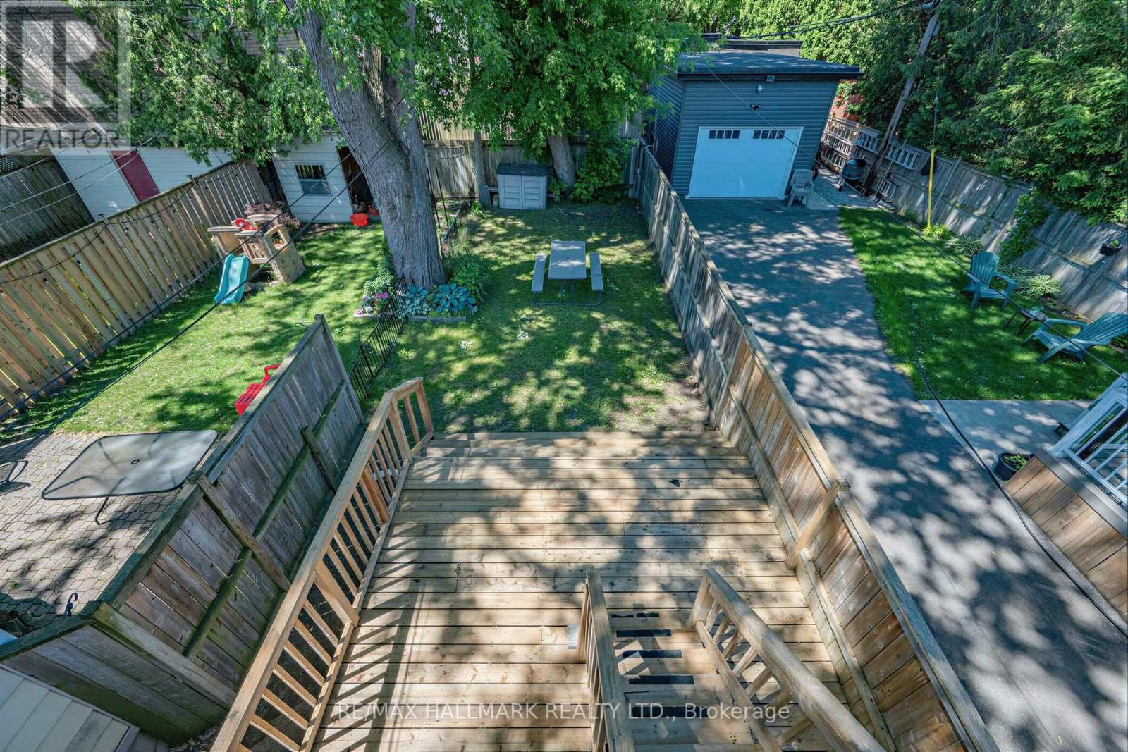 1292 Woodbine Avenue, Toronto, Ontario  M4C 4E7 - Photo 39 - E13447052