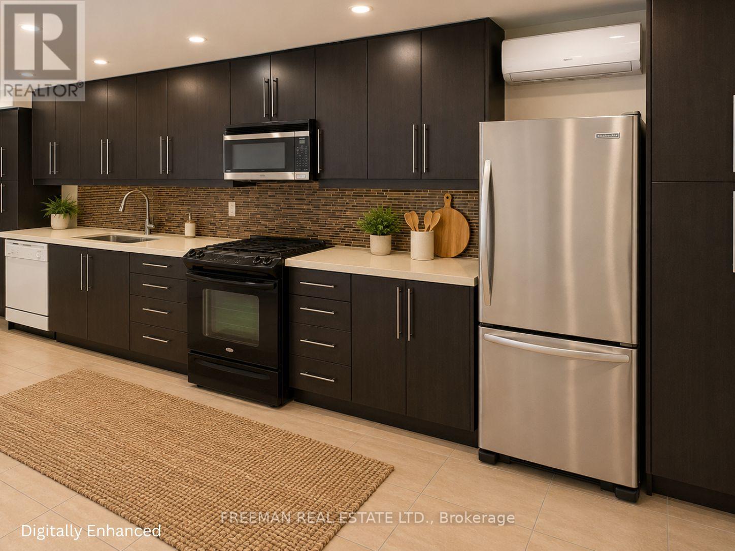 Main - 72 Vermont Avenue, Toronto, Ontario  M6G 1X9 - Photo 8 - C13433692
